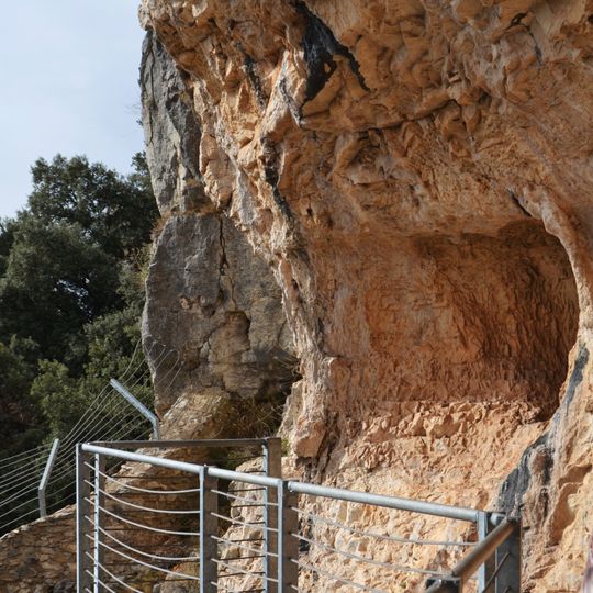 Cova Remígia, shelter 1