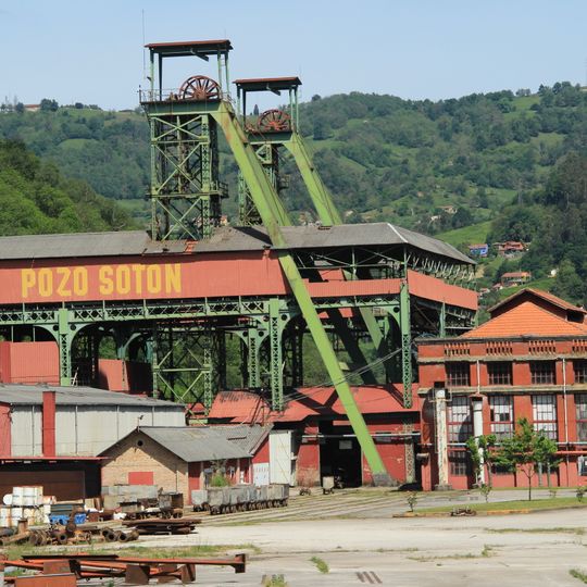 Castillete del pozo Sotón n.º 1