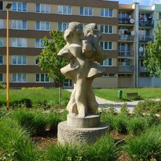 Socha matky s dítětem v Humpolci