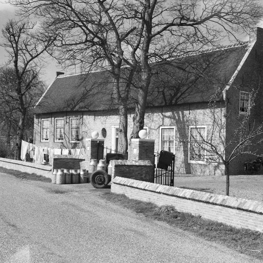 Rijksmonument op Westgaag 28