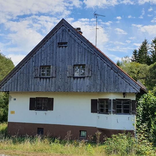 Schleusenhaus Wehrbaustraße 2 in Egling