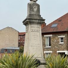 Fontaine de la place Jean-Jacques Rousseau