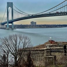 Fort Wadsworth Light