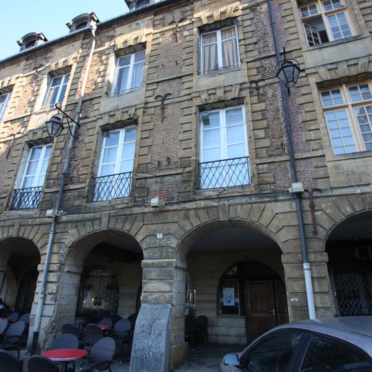 Immeuble, 38-40 place Ducale