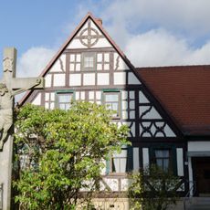 Wohn- und Geschäftshaus