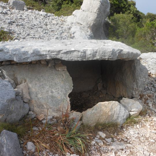Dolmen di Monte Longu