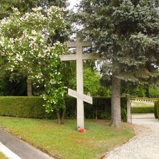 Kříž na pohřebišti sovětských vojáků na hřbitově v Jihlavě