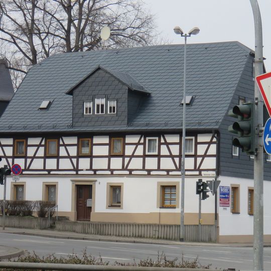 Wohnhaus mit Nebengebäuden und Laden mit Ausstattung Hohensteiner Straße 2