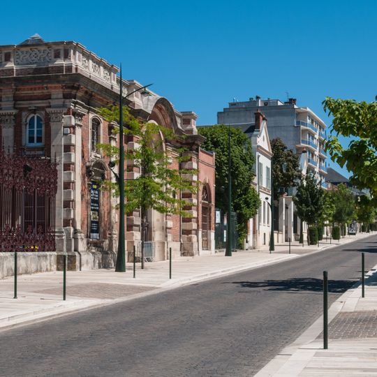 Colline, case e cantine della Champagne