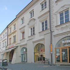 Velké náměstí 37