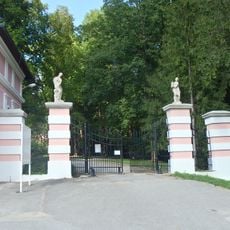Kaštieľ Betliar s parkom, brána vstupná
