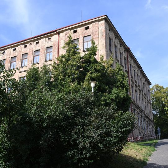 Evangelický ústav Čáslav-Staré Město, Komenského náměstí č.p. 140/8