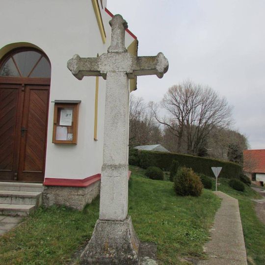 Kříž u kaple sv.Václava v Žirově