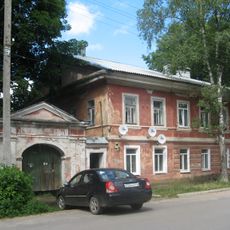 Жилой дом (Осташков)