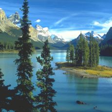 Maligne Lake