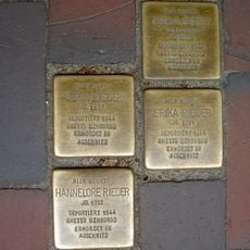 Stolperstein en memoria de Aaron Rieder