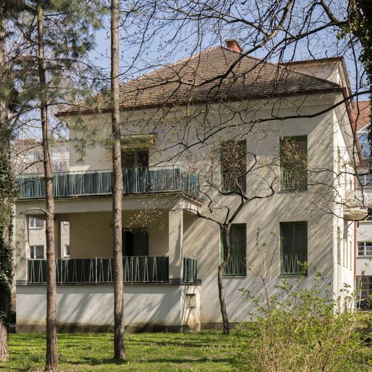 Wohnhausanlage Dommayergasse 5