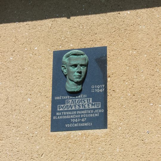 Pamětní deska Aloise Podveského