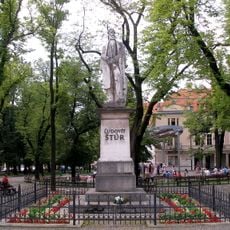 Pomník so sochou Ľ. Štúra
