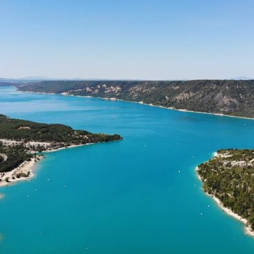 Europäische Seen abseits der Touristenströme: Alpen, Schottland, Island