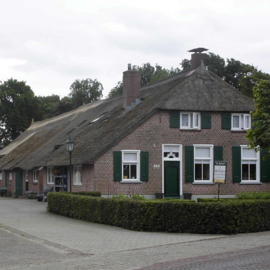 Oude Rijksweg 329, Rouveen