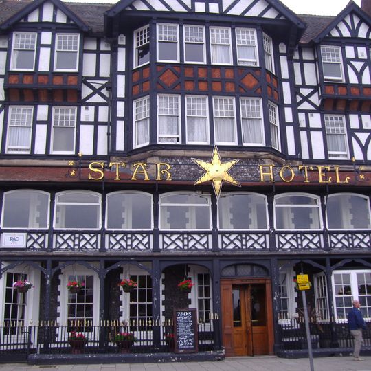 Star Hotel