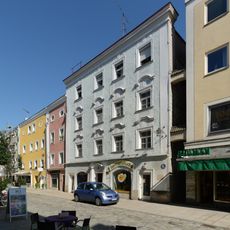 Theresienstraße 19