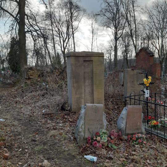 Gothic Revival tomb chapel at Kaĺvaryjskija Cemetery
