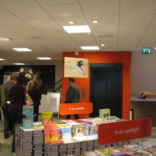 Holten public library