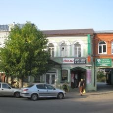 Дом жилой с магазином (Кимры)