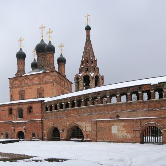 Стена-переход