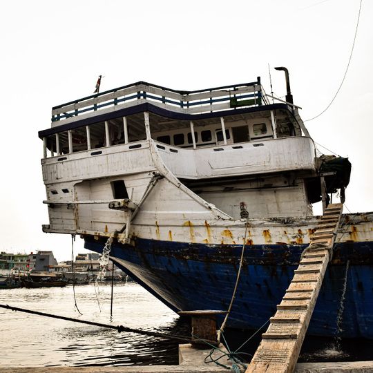 Sunda Kelapa harbor dock