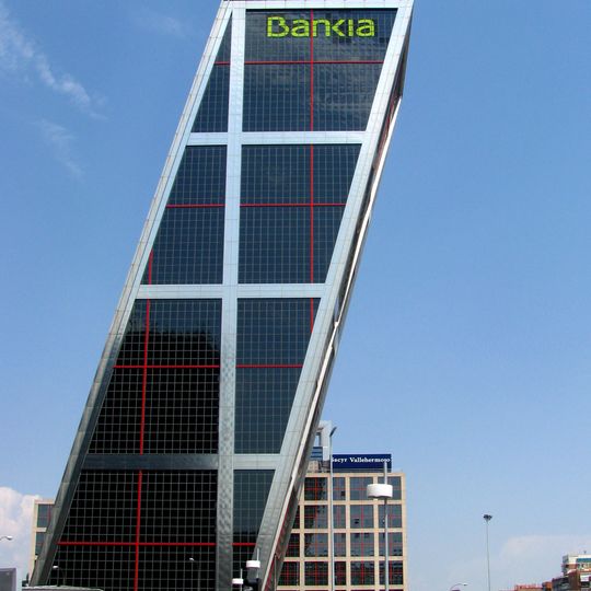 Puerta de Europa I