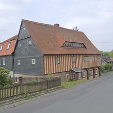 Hauptstraße 105
