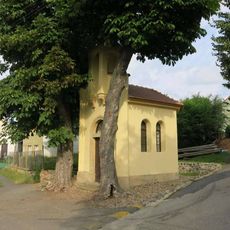 Kaple na návsi v Bílince