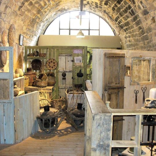 Museum Treasures in the Walls