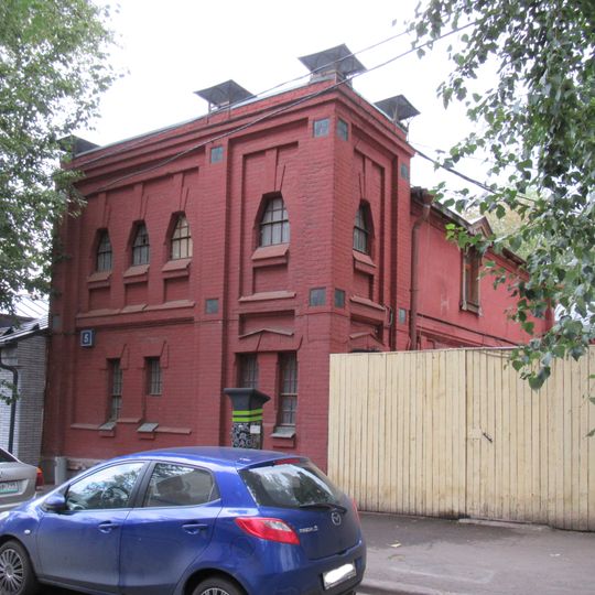 Жилой дом с квартирами для приезжих астрономов