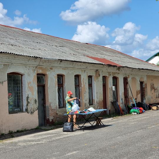 Trade rows in Antopaĺ