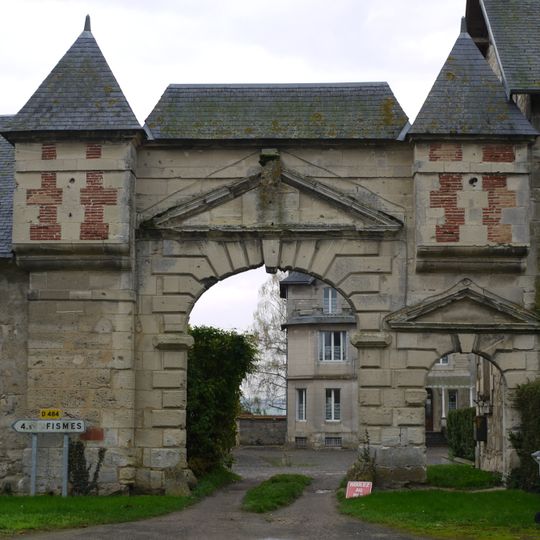 Château de Mont-Saint-Martin