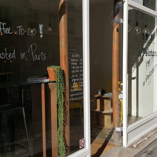 Le Peloton Café