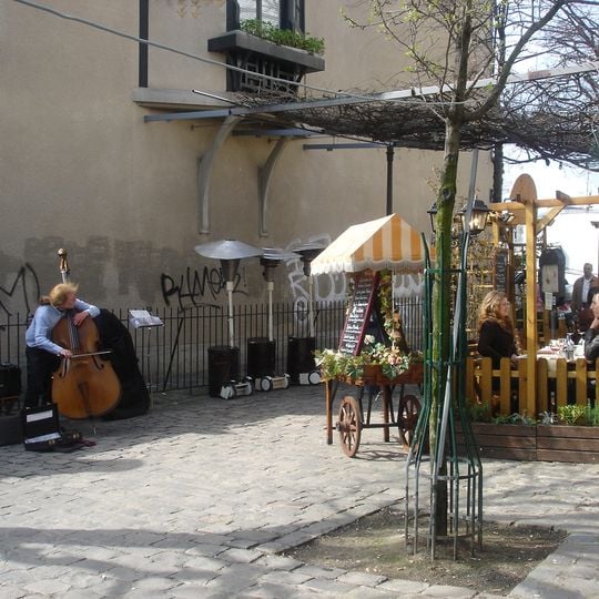 Place du Calvaire