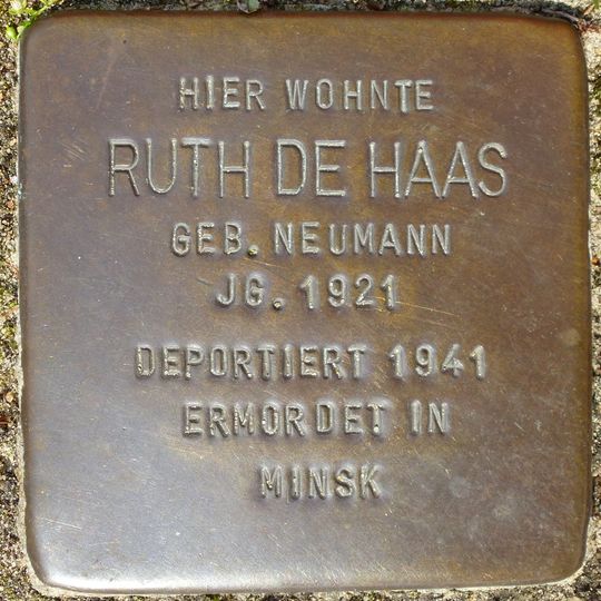 Stolperstein dedicated to Ruth de Haas