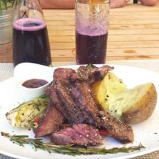 Minigolf und Buschenschank