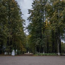 Памятное место - городской сад, аллеи которого использовались как явочное место Шуйской социал-демократической организации (Шуя)