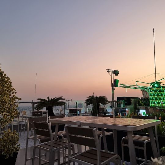 Eclipse Sky Bar