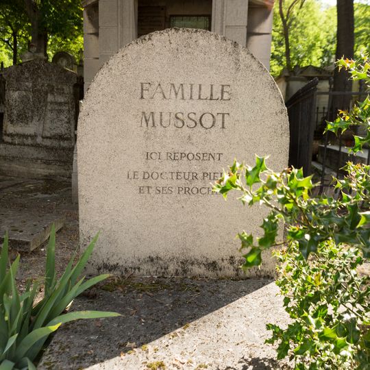 Grave of Mussot