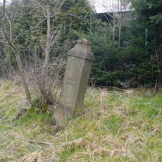 Kříž naproti domu Máchova 19 v Jiříkově