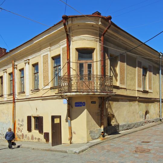 Corner House on Krepostnaya Street, 8 in Vyborg