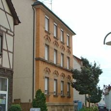 Querstraße 9
