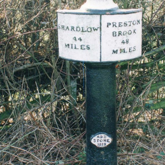 Trent And Mersey Canal Milepost At Sj 9368 2953